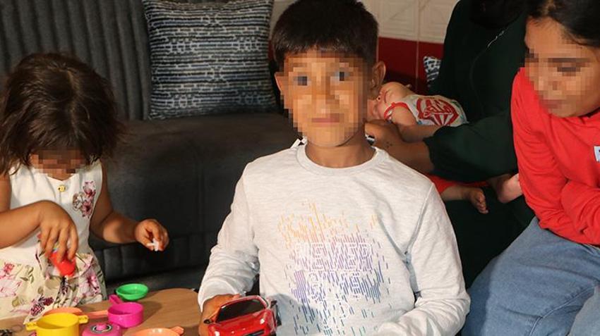Adana’da ahırda yaşayan kadın ve çocukları eve yerleştirildi! Kredi kartı çıkarma yalanıyla dolandırıldı