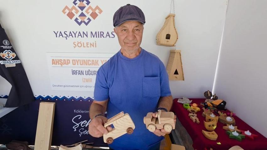 Ellerinde şekilleniyor, nesilden nesile aktarılıyor! Kütahya’da görenler hayran kalıyor