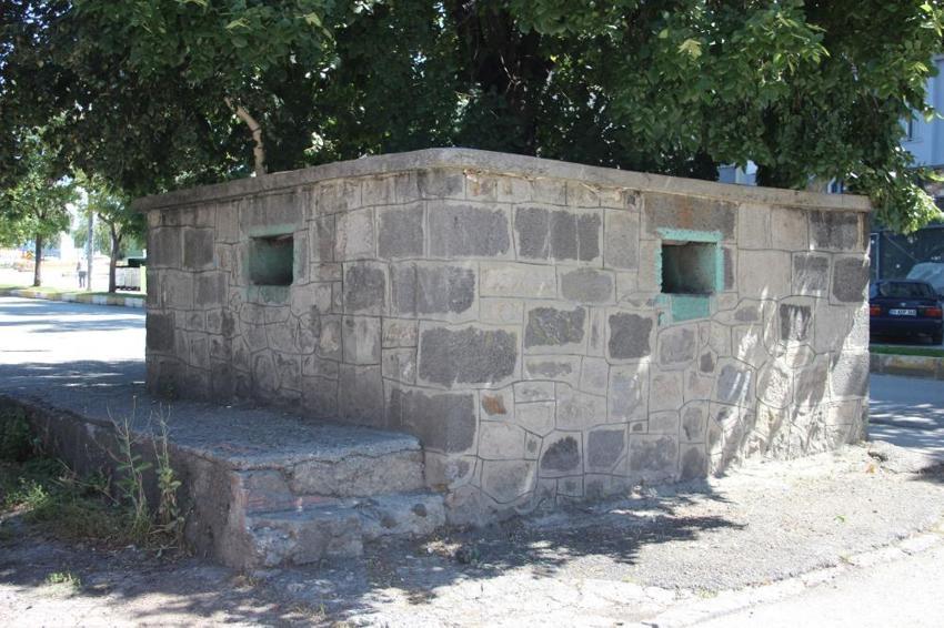 Erzurum'da adını duyan merak ediyor! Öksürüğü olan buraya koşuyor