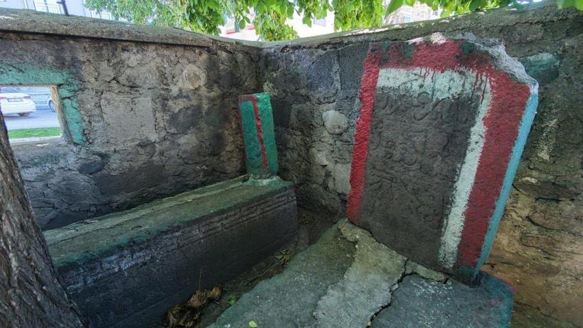 Erzurum'da adını duyan merak ediyor! Öksürüğü olan buraya koşuyor