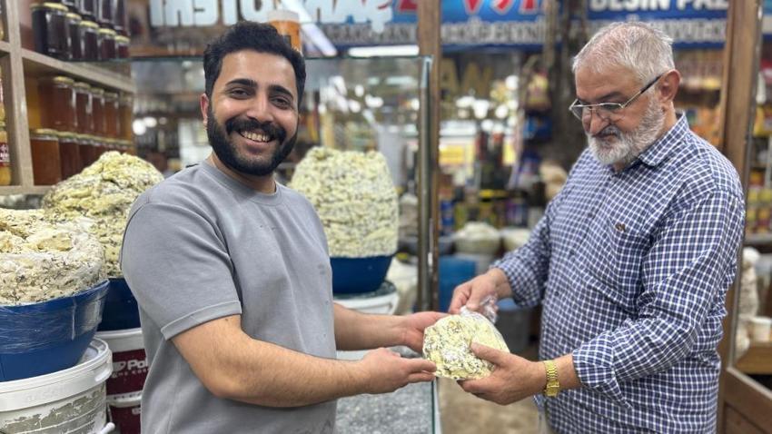 40 kilo gömülüyor, 30 kilo çıkıyor! Van'ın toprak altındaki tescilli lezzeti tezgaha indi: Kilosu 800 lira