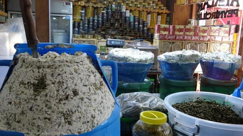 40 kilo gömülüyor, 30 kilo çıkıyor! Van'ın toprak altındaki tescilli lezzeti tezgaha indi: Kilosu 800 lira