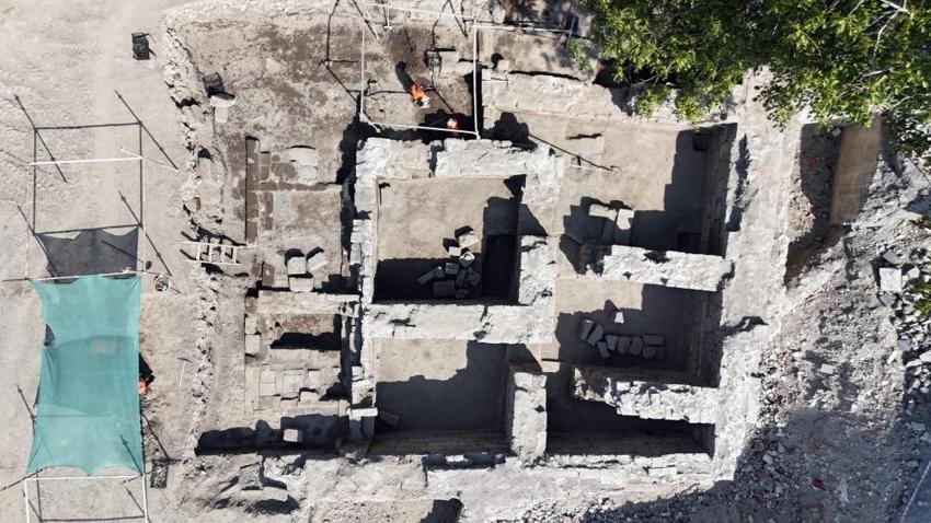 Yüzde 30'luk kısmı tamamlandı: Kayseri'deki o tarihi yapı ayağa kaldırılıyor!