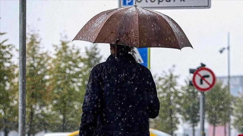 Karadeniz'de yağış şiddetleniyor: Meteoroloji il il uyardı