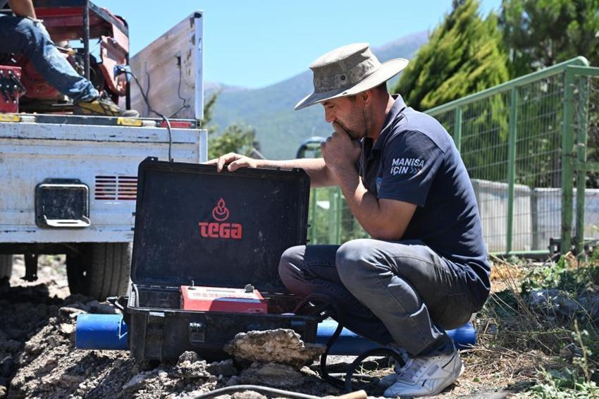 Soma'da 30 yıllık içme suyu çilesi tarihe karıştı: Eskiyen demir hattı modern borularla yenilendi!