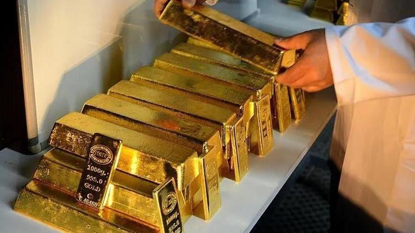 ALTIN NEDEN DÜŞÜYOR? Gram altında ibre tersine döndü! Altın fiyatları düşmeye devam edecek mi?