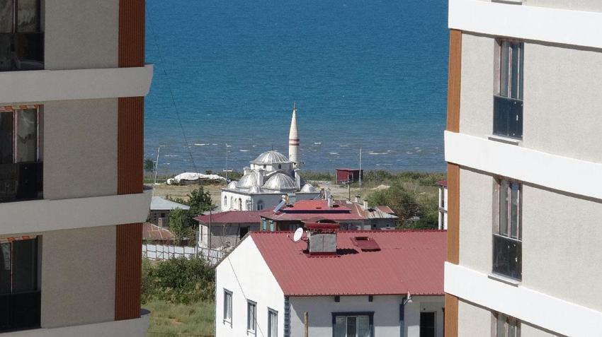 Van Gölü'nün doğal güzelliği ve silüeti için kritik uyarı! Yapılaşmada yatay mimari çağrısı