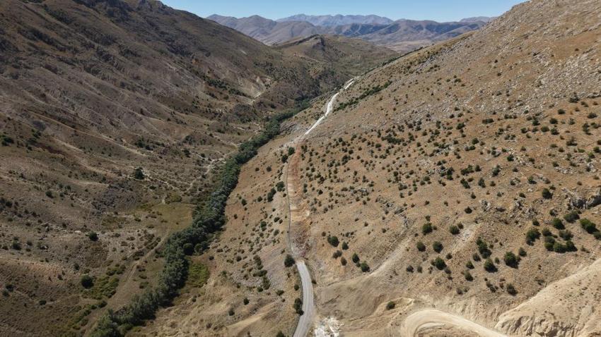 Kayseri Sarız'da ulaşım altyapısı güçleniyor: Birçok mahalleye ulaşım sağlayan grup yoluna nefes aldıracak