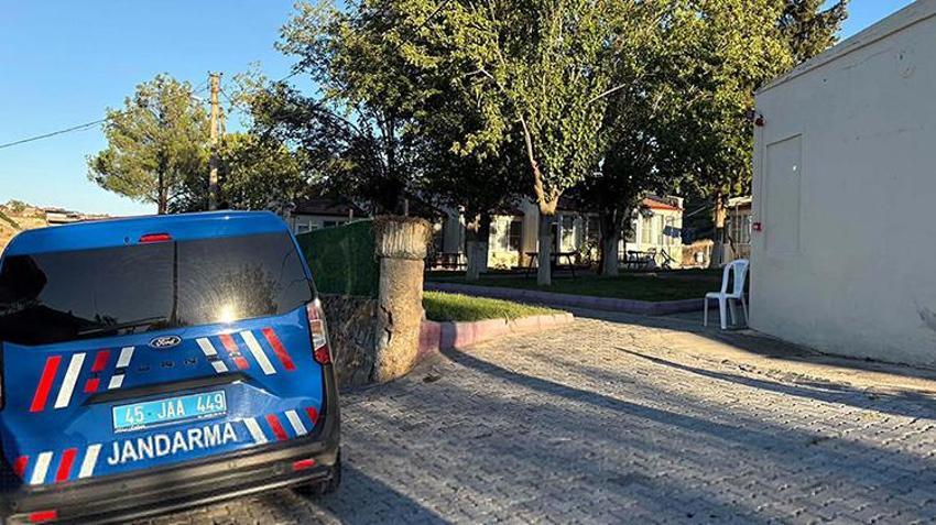 Manisa'da şüpheli ölüm! Kaplıcada kaldığı odanın havuzunda eşi tarafından ölü bulundu