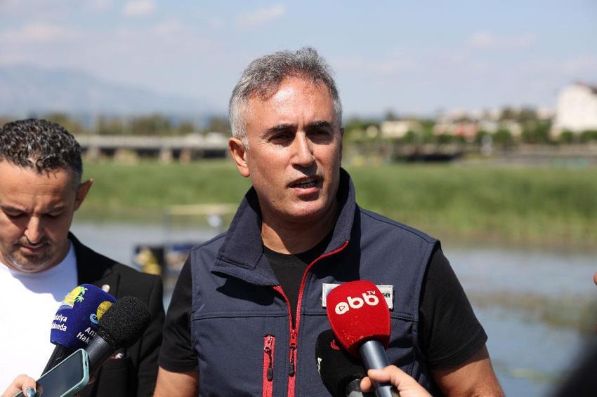 Antalya'da tartışılan görüntüye uzmanlardan 'Kirlilik değil, yaşam alanı' açıklaması: Boğaçayı'ndan 320 ton sucul ot ile yaklaşık 4 ton fiziksel atık toplandı