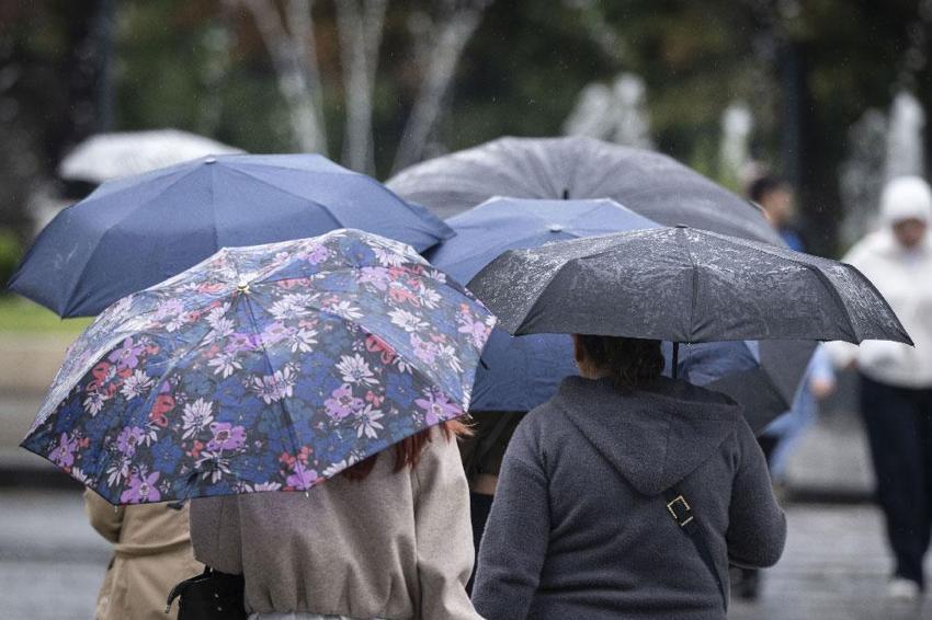 Sağanak yağışlar geliyor sıcaklıklar düşüyor! Meteoroloji tarih vererek uyardı: Yağmur 7-8 gün boyunca sürecek