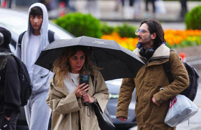 Sağanak yağışlar geliyor sıcaklıklar düşüyor! Meteoroloji tarih vererek uyardı: Yağmur 7-8 gün boyunca sürecek