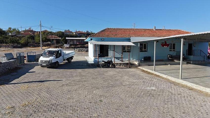 Manisalı muhtarın yürek ısıtan hizmeti: Anneleri için başlatmıştı, 6 köye birden ulaştı!