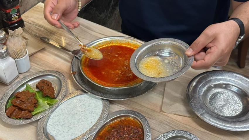 Doğal antibiyotik kapış kapış gidiyor: Gaziantep'te soğuk havalarla birlikte beyran sezonu açıldı!