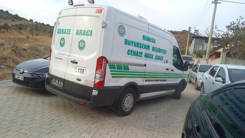 Manisa'da dehşete düşüren olay! Evli çift, evlerinde tabancayla vurularak öldürülmüş halde bulundu