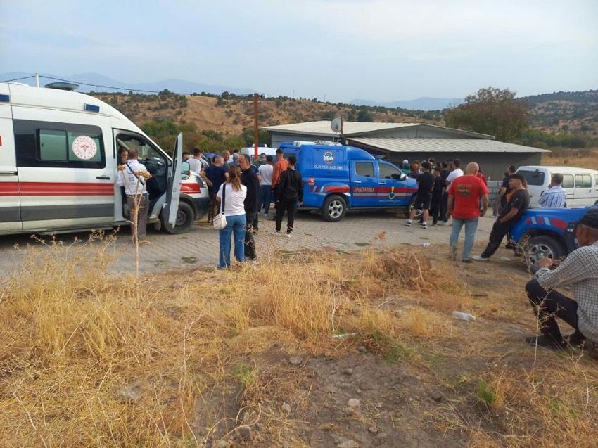 Manisa'da dehşete düşüren olay! Evli çift, evlerinde tabancayla vurularak öldürülmüş halde bulundu