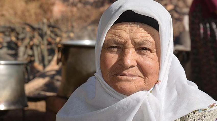 Manisa'da kazanlar kaynamaya başladı! 3 günlük emeğin ardından sofralara gelecek