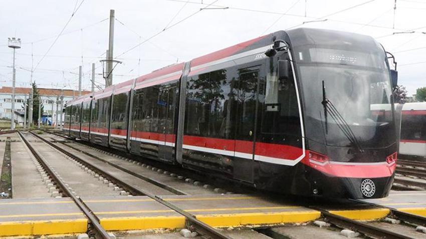 Samsun’a 12 yeni tramvay! 3’üncüsü kente ulaştı: 42 metre uzunluğunda, 402 yolcu kapasiteli