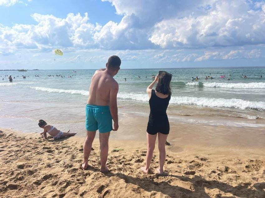 Antalya'da sabah saatinde turistin dikkatini çekti: İncekum açıklarında görüldü
