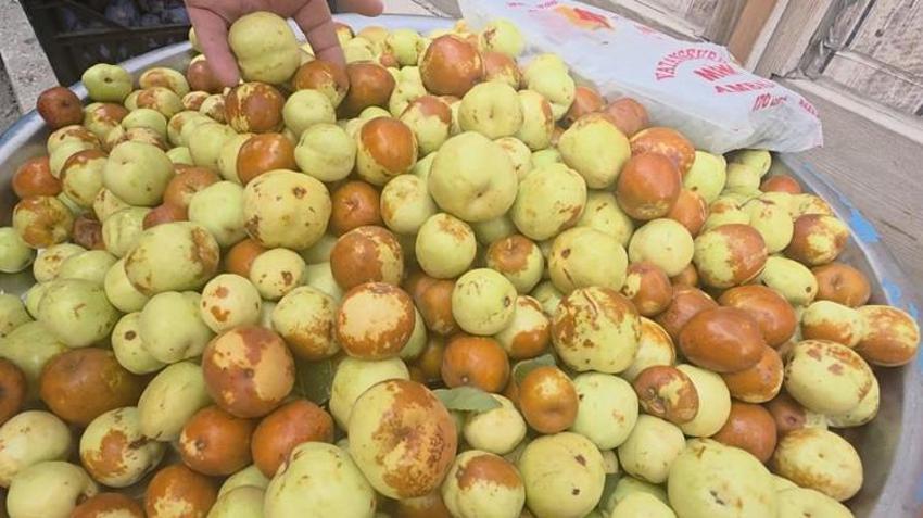 Bu meyve Kütahya’da yok satıyor! Faydalarını duyan pazara koşuyor: Kilosu 120 TL