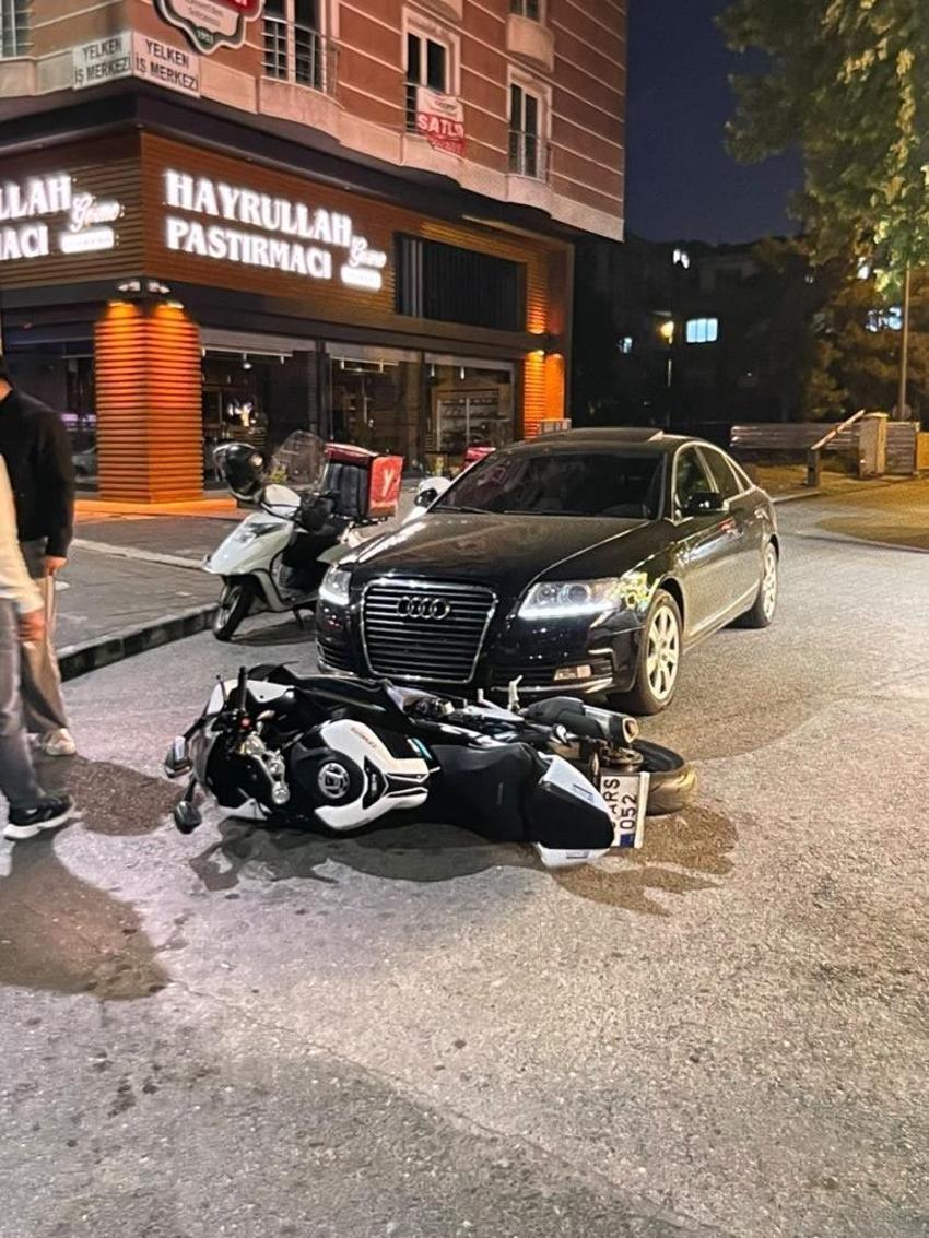 Kayseri'de ilginç kaza: Kendisine yol veren araca çarptı!