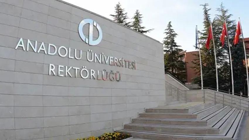 AÖF YATAY GEÇİŞ 2026: Kayıtlar başladı! Kimler yapabilir, tarihler ve kayıt ekranı