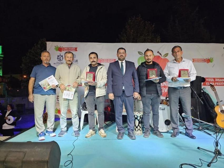 81 üretici 122 kasayla katıldı: Gölcük'te festival heyecanı yaşandı