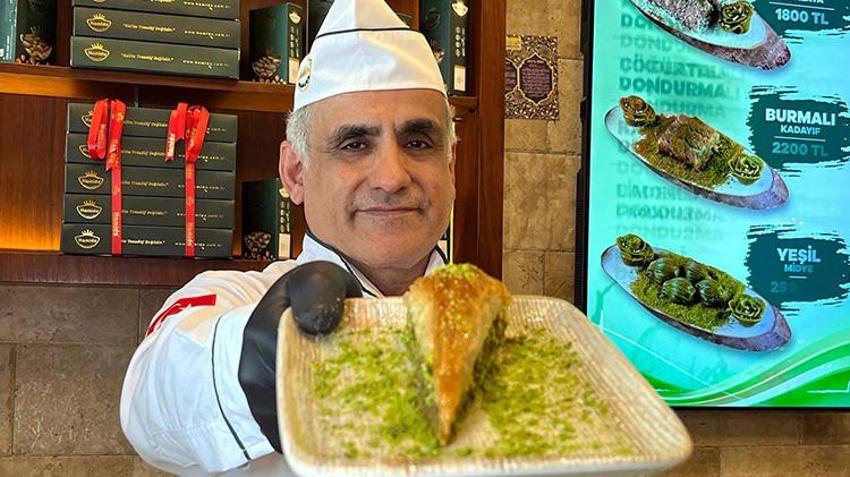 ABD’ye yüksek lisans için gitti, baklavacı oldu! Gaziantep baklavasını SpaceX ve Paris Hilton’a ulaştırdı