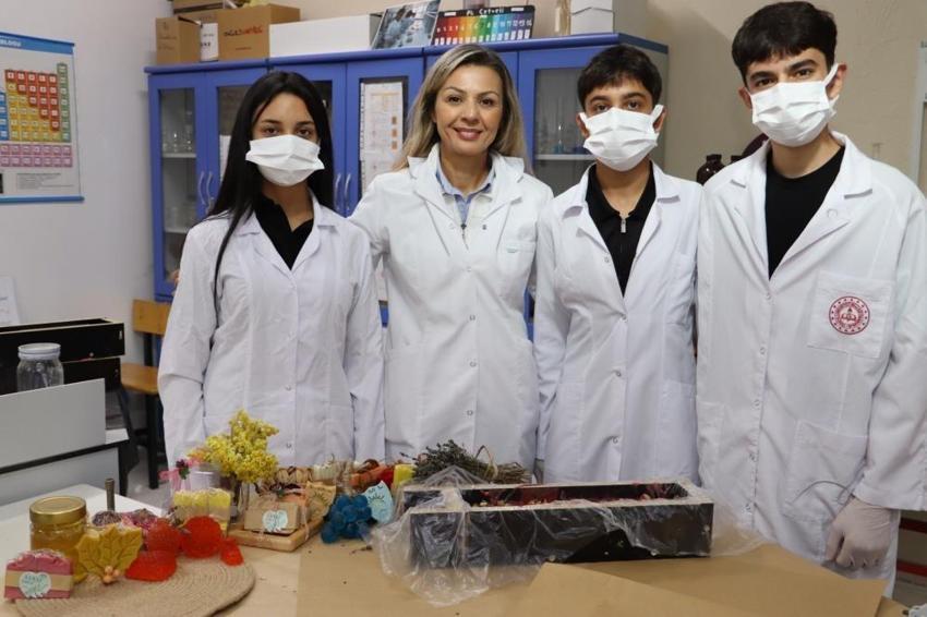 Lise öğrencileri başardı: Bolu'da atık yağları sabuna dönüştürdüler