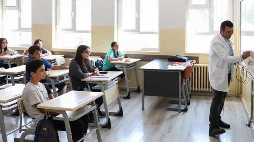 30 EYLÜL OKULLAR TATİL Mİ? Sakarya'da okullar tatil edildi! İstanbul, Kocaeli, Bursa'da bugün okul var mı?