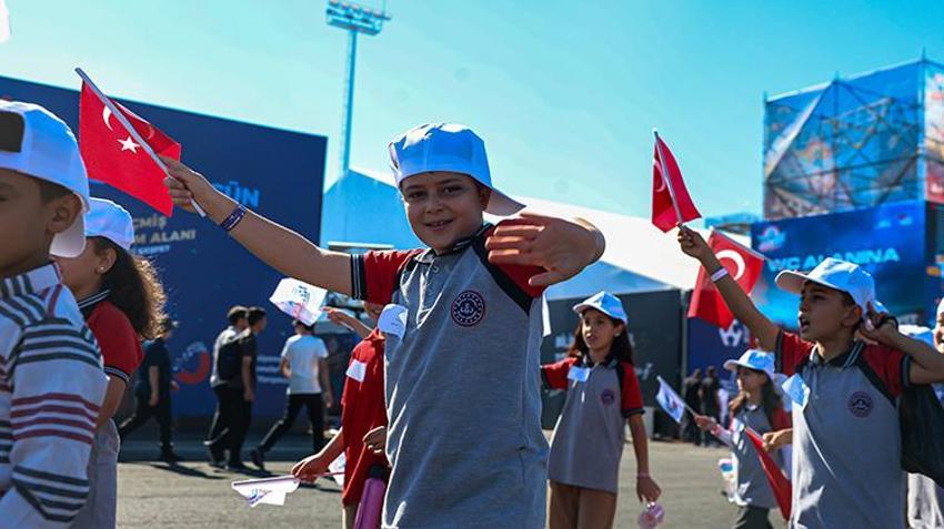 TEKNOFEST Güneydoğu, Türkiye’nin Teknoloji hamlesini Şanlıurfa’ya taşıdı: Dev festival kapılarını açtı
