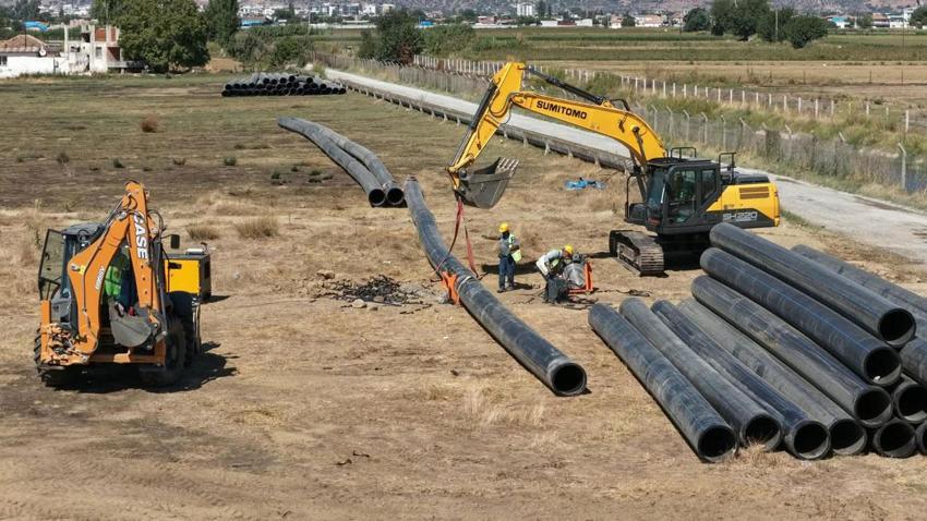 Aydın Büyükşehir Belediyesi çalışıyor İncirliova kazanıyor! İlçede 1,3 milyar liralık altyapı yatırımı sürüyor
