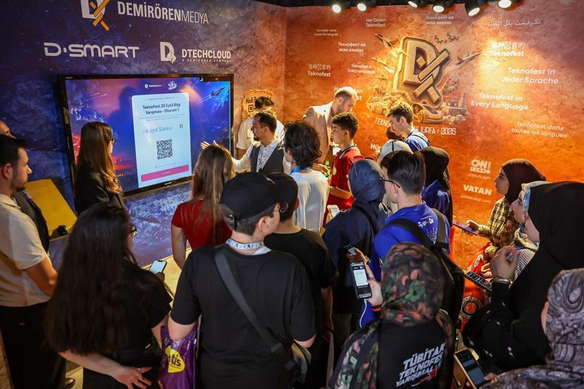 TEKNOFEST Güneydoğu’da Demirören Medya standına yoğun ilgi