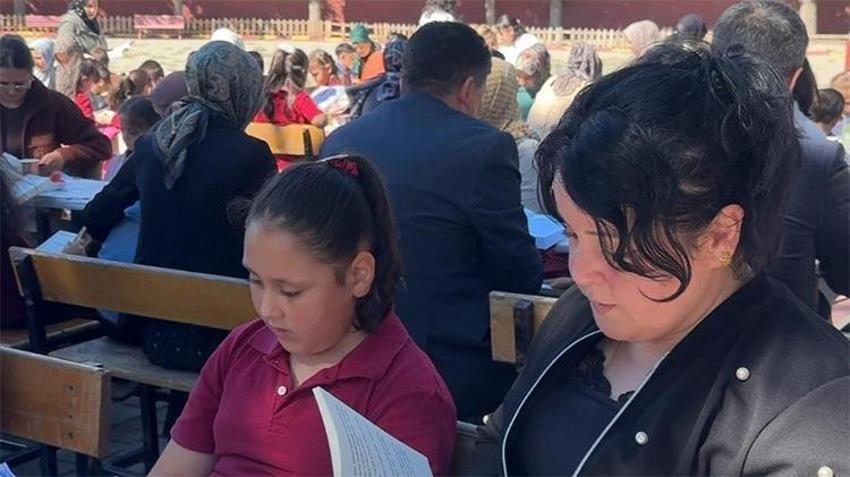 Pozantı’da minik eller üretti, veliler pişirdi: Tarladan sofraya sıkma-karpuz şenliği