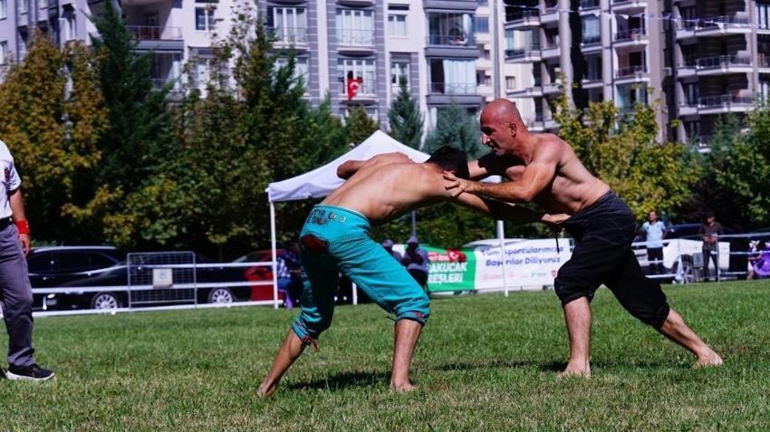 Malatya'da geri sayım başladı: 21. Uluslararası Turgut Özal Karakucak Güreşleri ne zaman başlıyor?