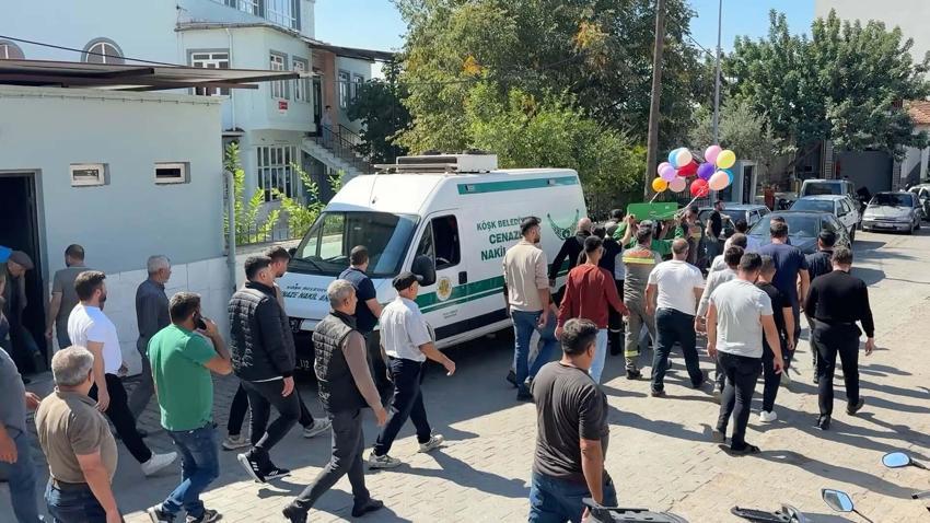 Aydın'da acı ölüm! 9 yaşındaki Ada, balonlarla son yolculuğuna uğurlandı