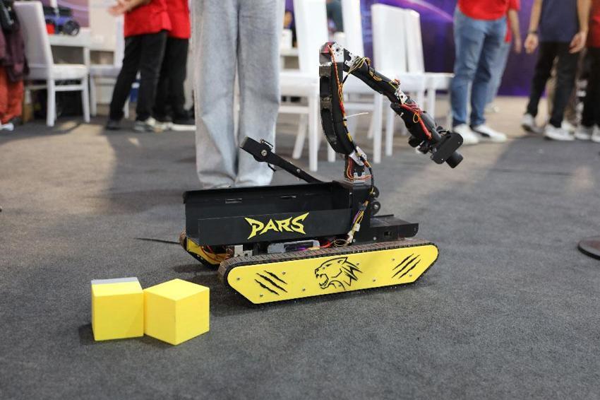 Şanlıurfa’da TEKNOFEST heyecanı! Yerli ve milli DENEYAP kart ile görev aracı geliştirdiler