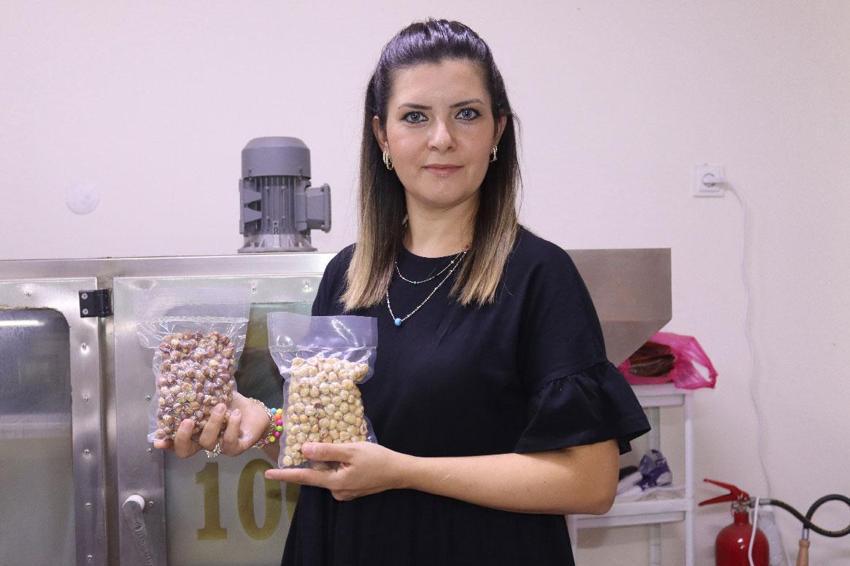 Ordu'da hasat tamamlandı fındık üreticileri ürünlerini işleyerek değerlendiriyor