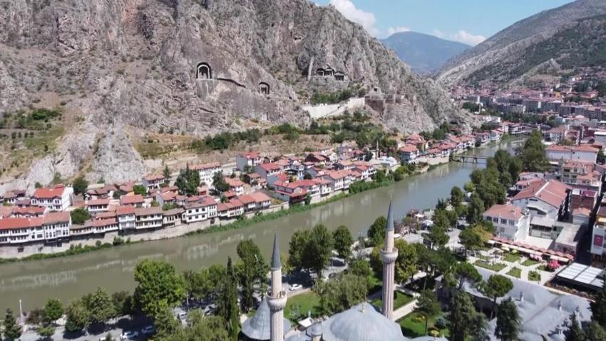 Amasya'da 'rüya şehir' projesi: Harşena Dağı ve Yalıboyu Evleri'nin ışıklandırma sistemi yenilendi!