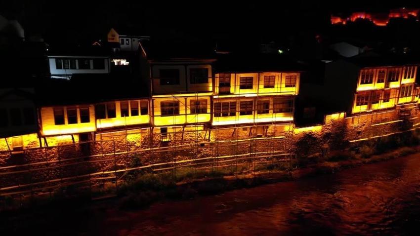 Amasya'da 'rüya şehir' projesi: Harşena Dağı ve Yalıboyu Evleri'nin ışıklandırma sistemi yenilendi!