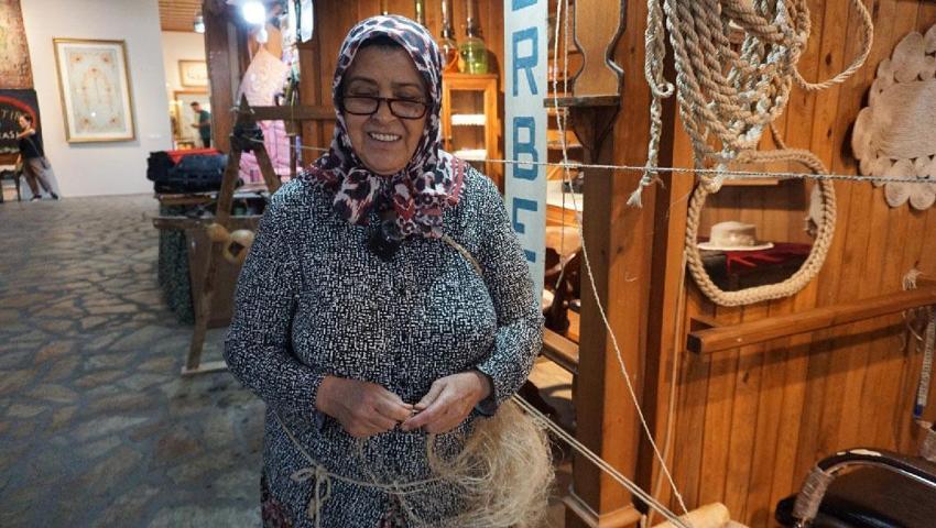 Fatih'in gemilerini yürüten asırlık urgan zanaatın son temsilcisi 'Raife usta'