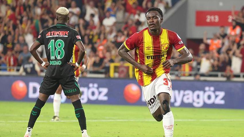 Göztepe Anthony Dennis’i mumla arıyor! Yeni transferler beklentiyi karşılayamadı