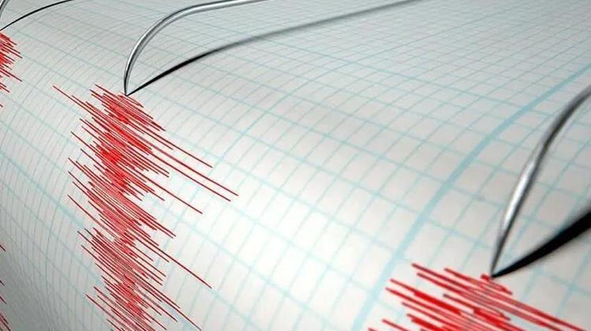 ADANA DEPREM SON DAKİKA | Adana'da deprem mi oldu, artçı deprem olacak mı? Bu geceyi dışarıda geçirmek gerekir mi?