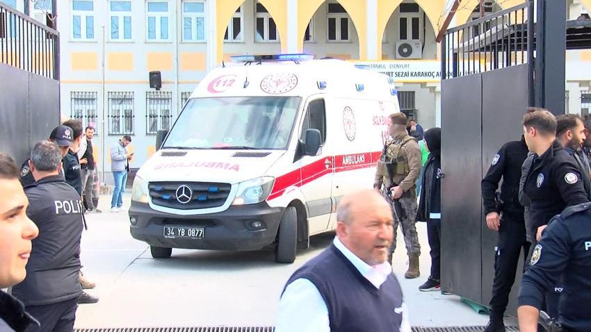 ESENYURT SEZAİ KARAKOÇ ANADOLU LİSESİ'NDE BIÇAKLI SALDIRI | Yaralı öğrenciler var! İşte olayın detayları