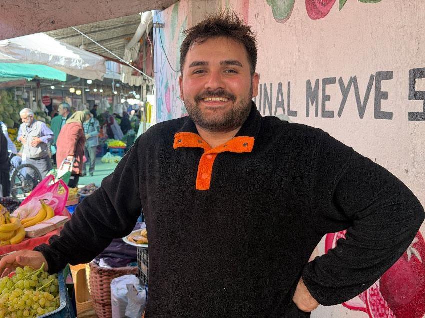 Kışın habercisi meyveler tezgahlarda yaz meyvelerinin yerini alıyor