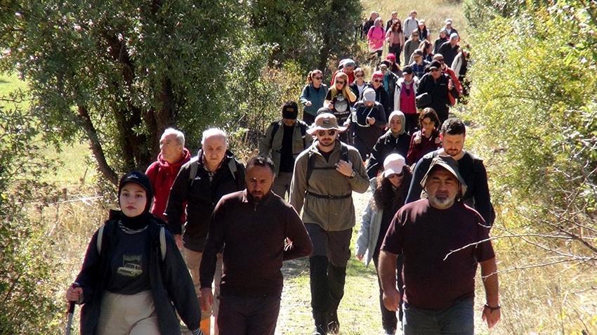 Giresun’da nasıl oluştuğunu bilen yok! 1.5 kilometre ilerleyen kayboluyor