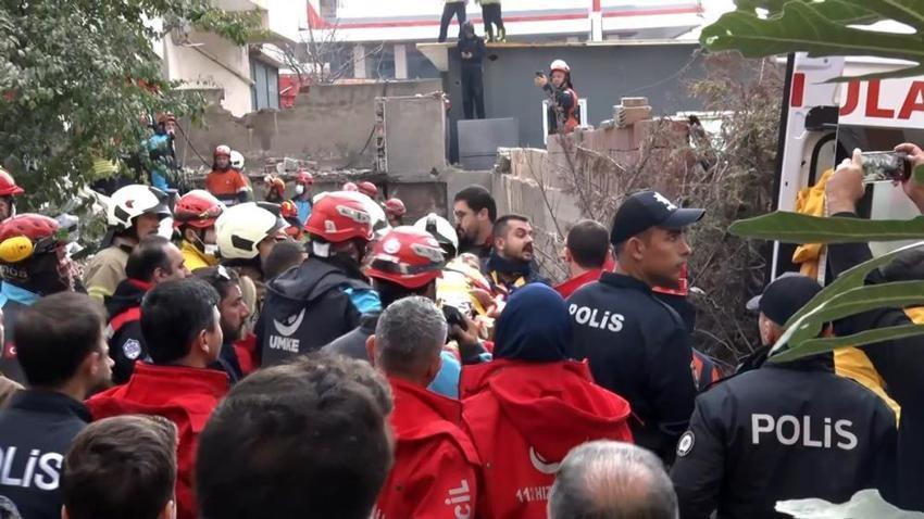 SON DAKİKA: MALTEPE'DE BİNA ÇÖKTÜ | Maltepe Cevizli'deki bina neden çöktü, ölü var mı, kaç kişi yaralandı? Doğu Sokak'ta son durum