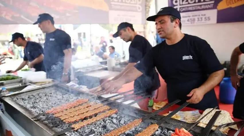 Adana’da Lezzet Festivali başlıyor! Sürücüler dikkat: Park yasağı olan yollar açıklandı