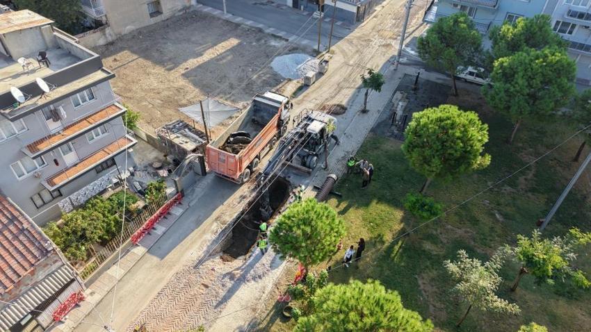 Manisa'da kronikleşen altyapı sorunu tarihe karışıyor: 400 metrelik dev hat yenilemesinde son 20 metre!
