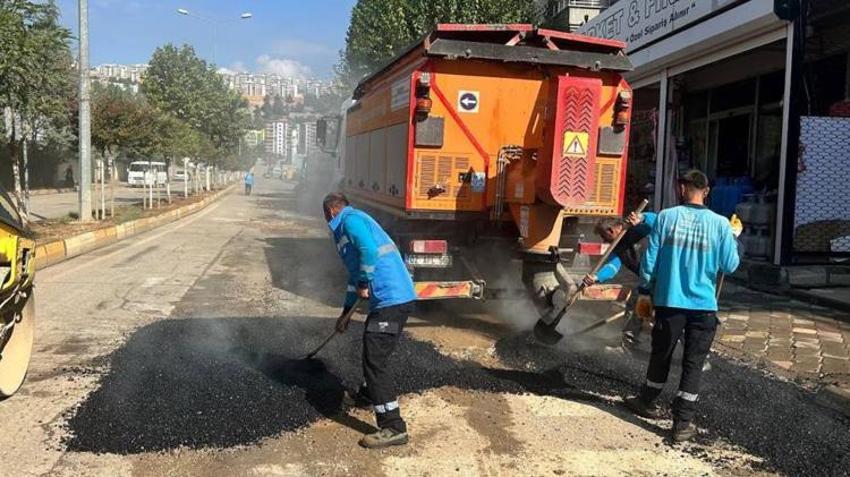 Adıyaman’da yol çalışmaları hızlandı! O caddede asfalt baştan yenileniyor